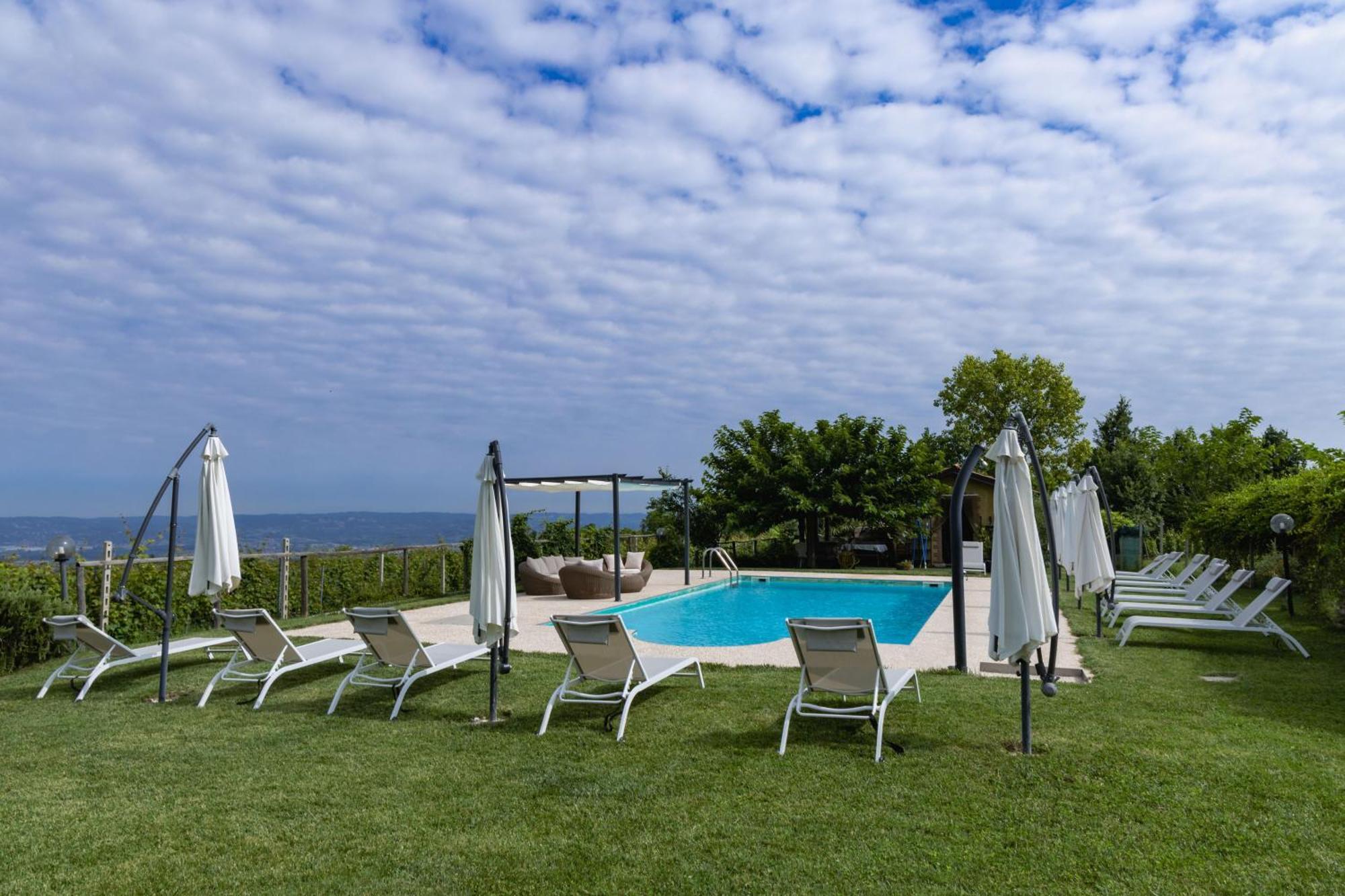 La Cantinella Country House La Morra Kültér fotó